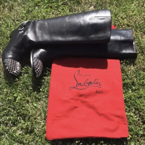 Christian louboutin Black Leather Round Toe Studded Spike Riding Boots Size 39.5 - Picture 9 of 10